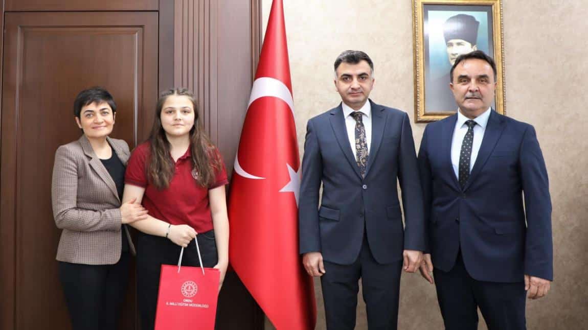  Türkiye Birincisi Öğrencimiz Berivan Kır