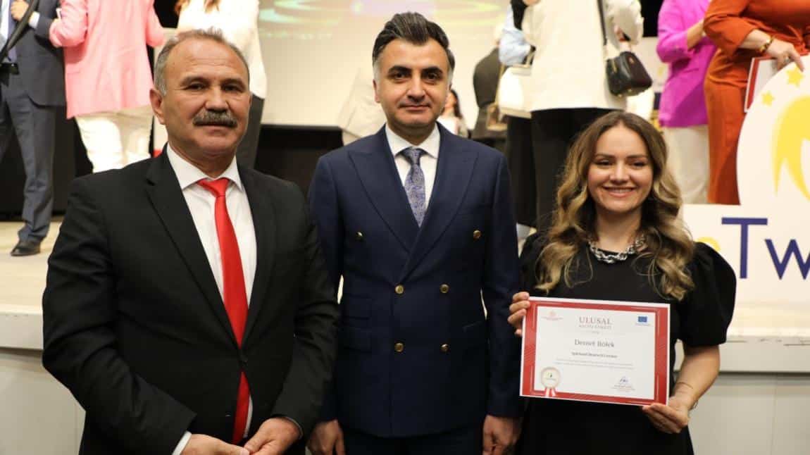 Almanca Öğretmenimiz Demet BÖLEK Hanım'ın 